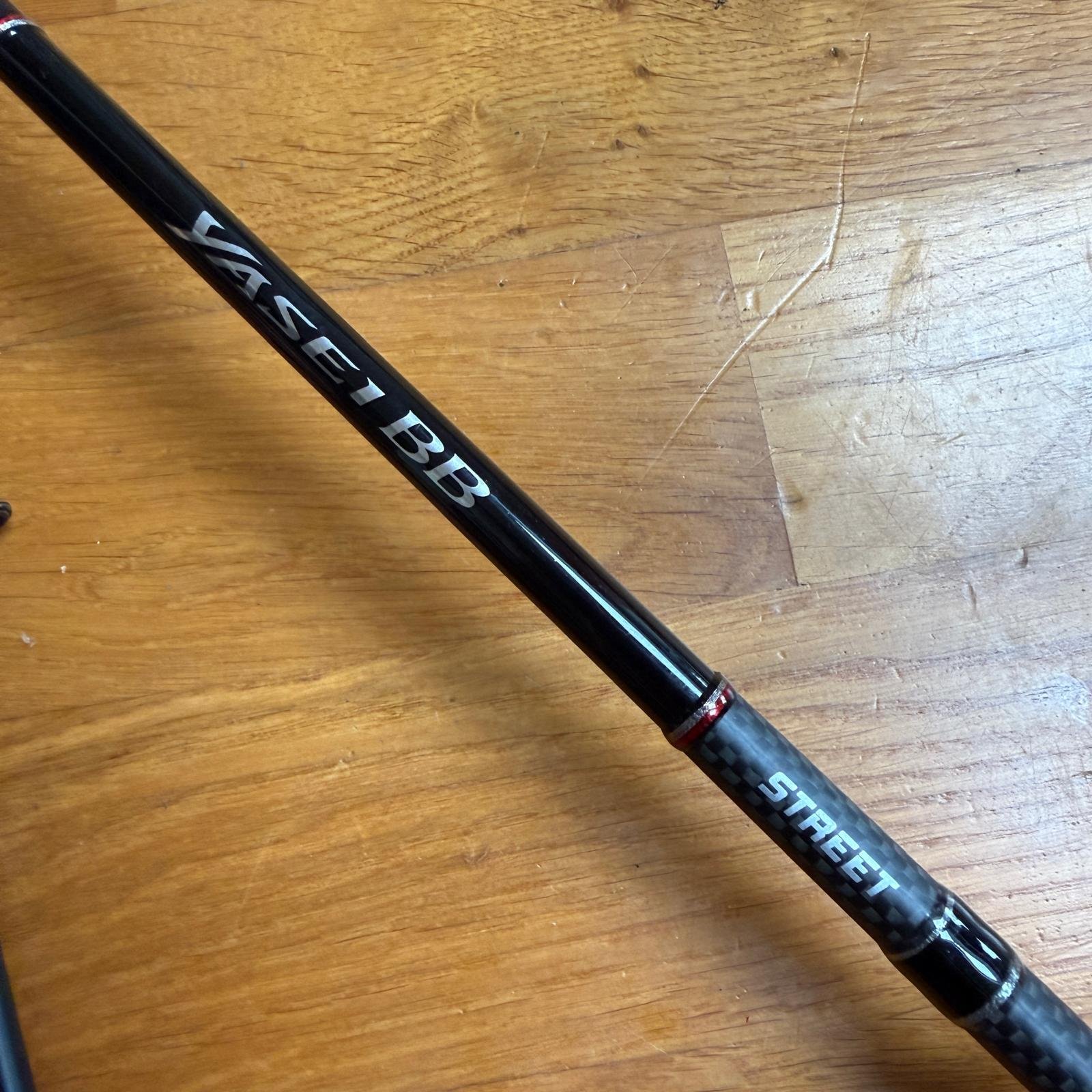 Fotoattēls 3 no 3: Shimano YASEI STREET spinings